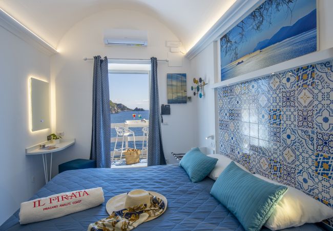 Zimmeranmietung in Praiano - Romantic Room - Eine Flucht am Felsen Zimmeranmietung in Praiano - Romantic Room - Eine Flucht am Felsen