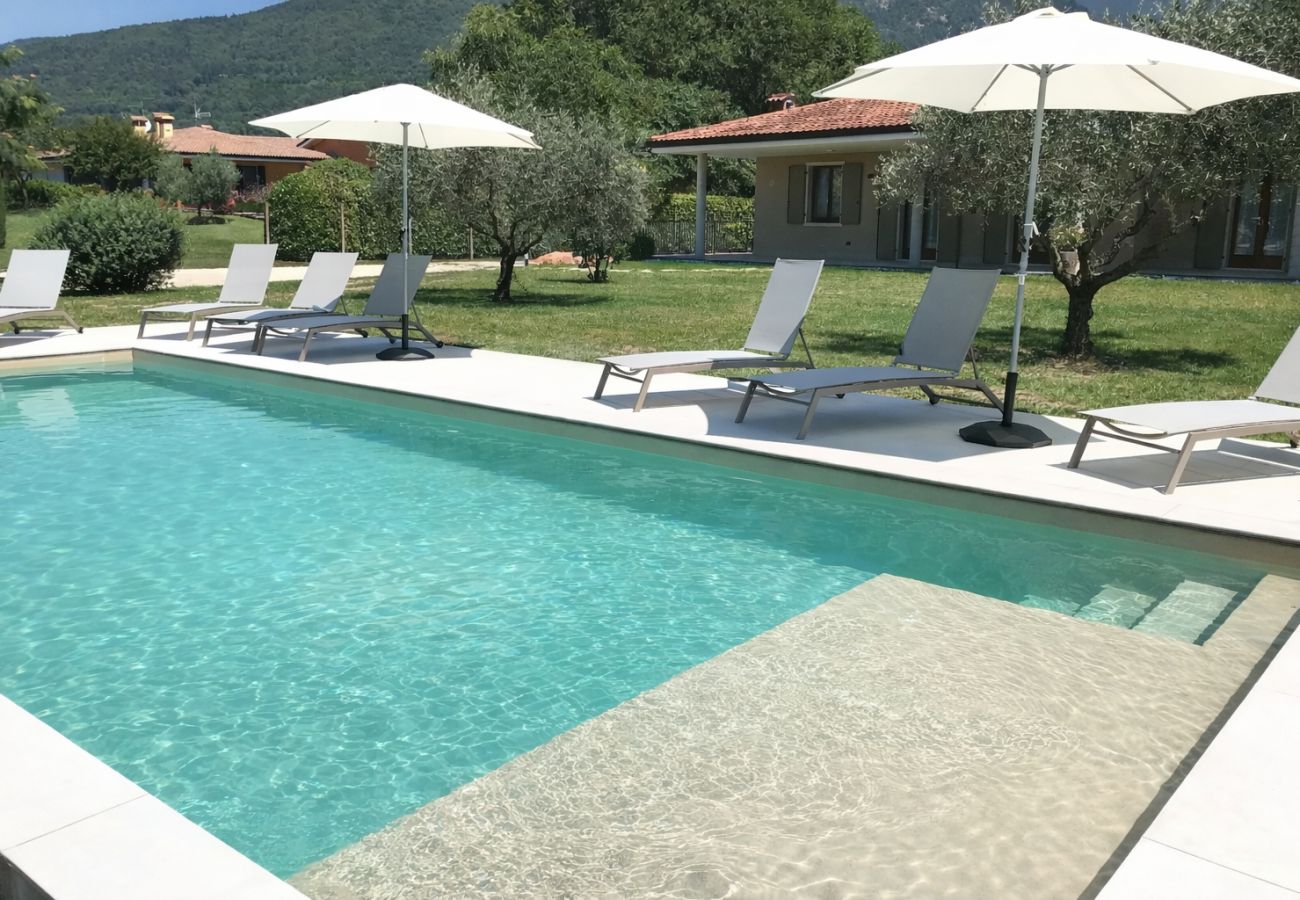 Villa en Costermano - Villa Ida with 12 sleeps with private pool and big garden