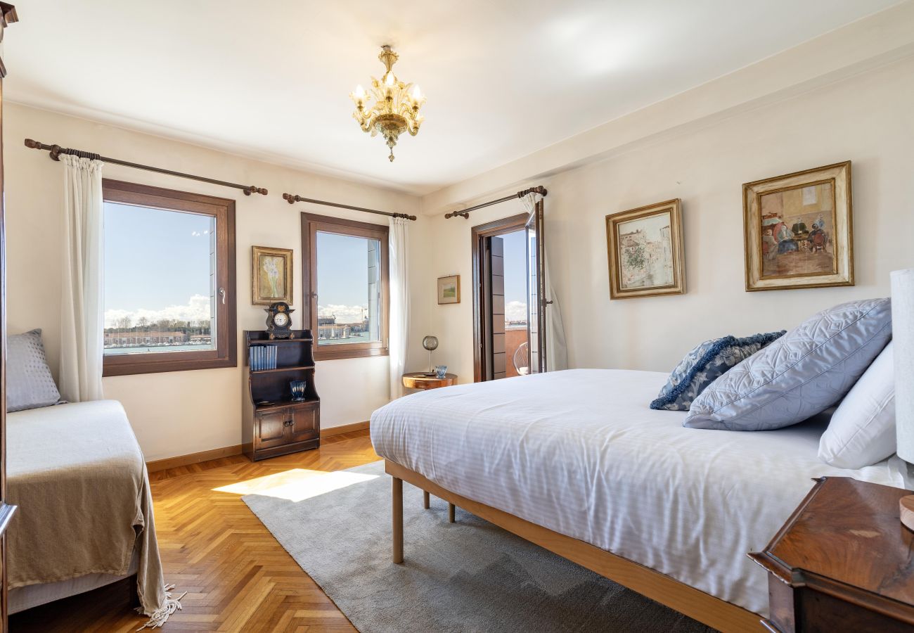 Apartamento en Venecia - San Giorgio View Apartment with Terrace R&R
