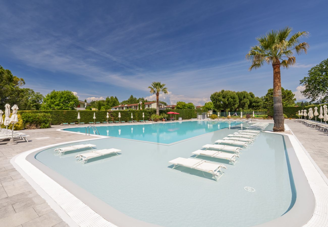 Appartamento a Lazise - Regarda -Apple bilocale con piscina e parcheggio coperto