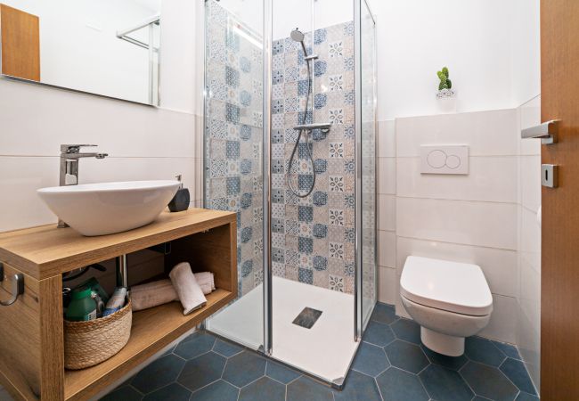 Villa in Costermano - Villa Ida with 12 sleeps with private pool and big garden Villa in Costermano - Villa Ida with 12 sleeps with private pool and big garden