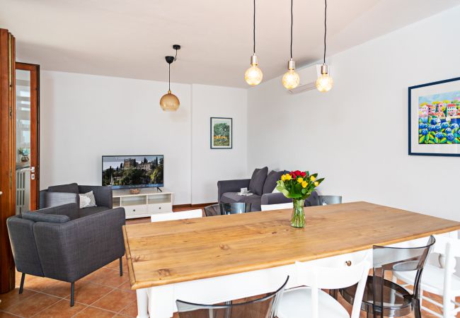 Villa in Costermano - Villa Ida with 12 sleeps with private pool and big garden Villa in Costermano - Villa Ida with 12 sleeps with private pool and big garden