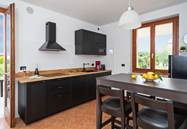 Villa in Costermano - Villa Ida with 12 sleeps with private pool and big garden Villa in Costermano - Villa Ida with 12 sleeps with private pool and big garden